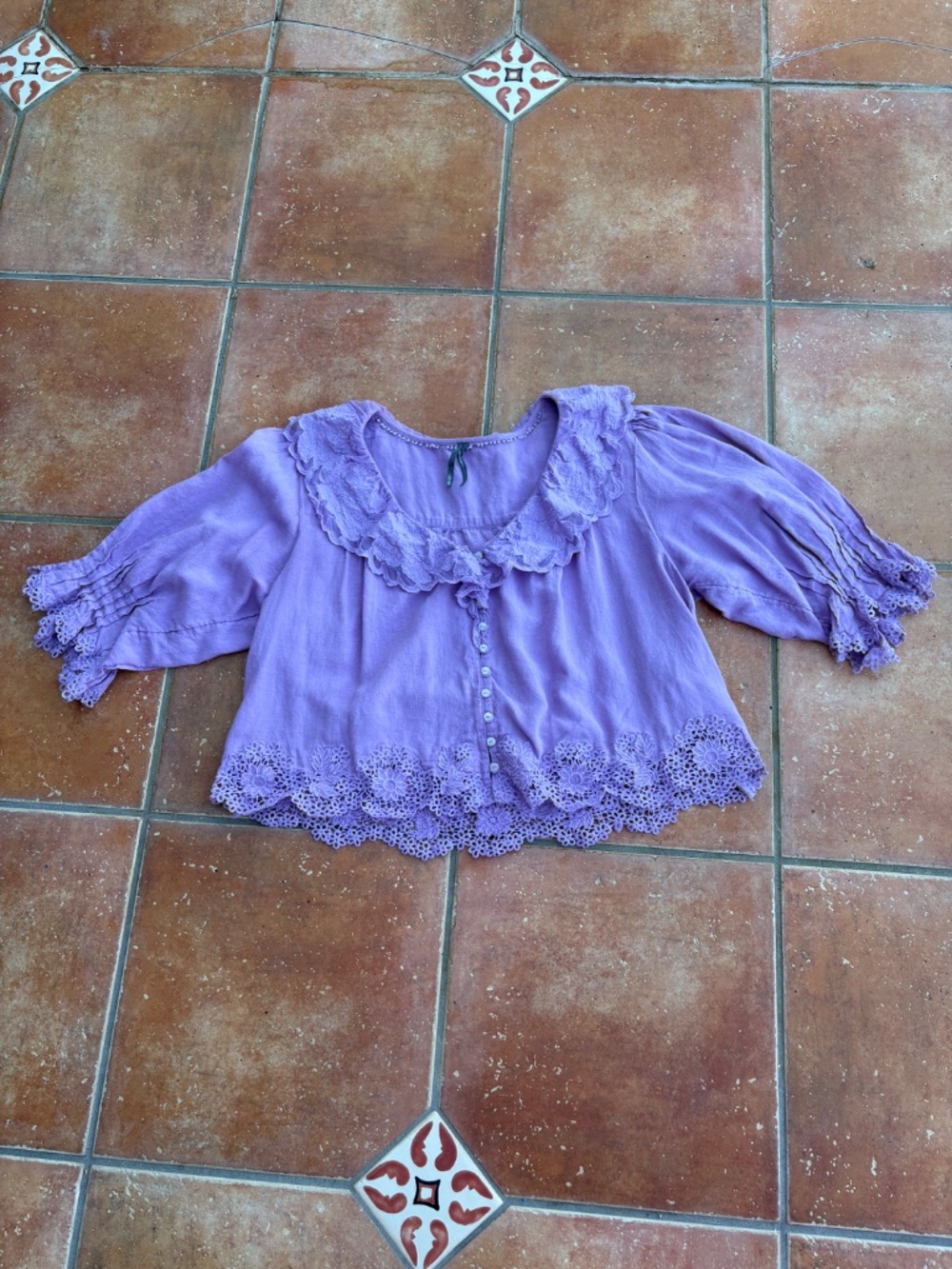By Anthropologie $128 Lavender Linen Blend Lace-Collar Blouse Size M - Picture 2 of 7